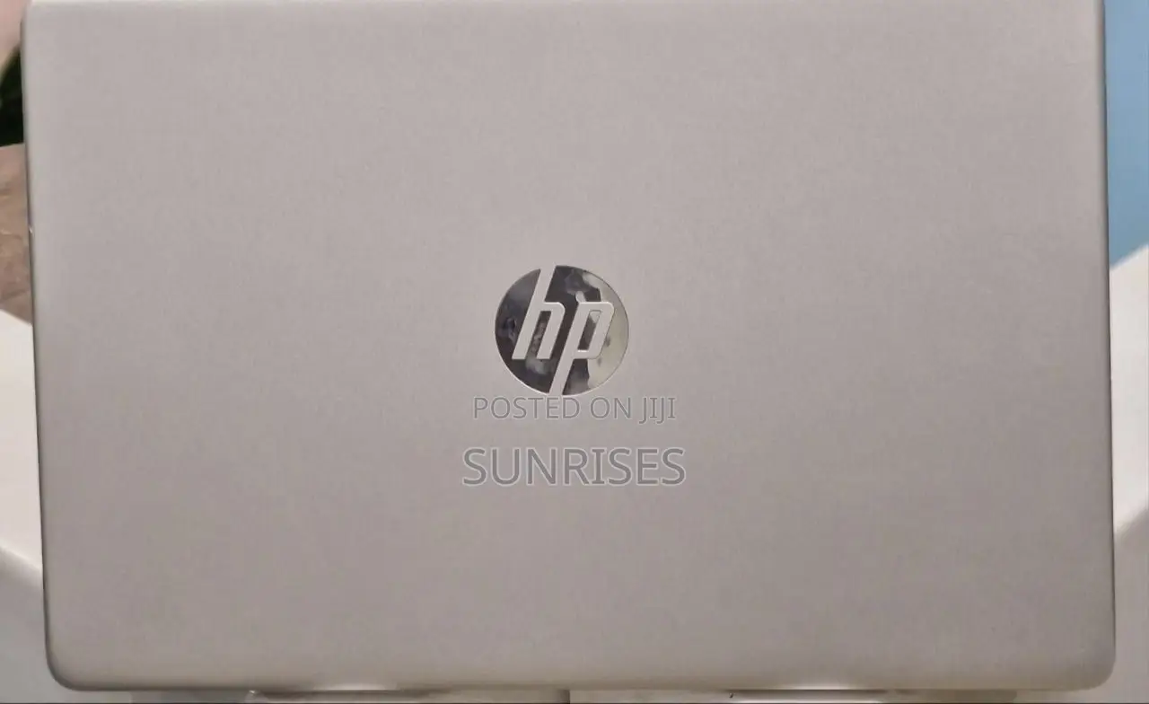 New Laptop HP Pavilion 13 8GB AMD SSD 256GB