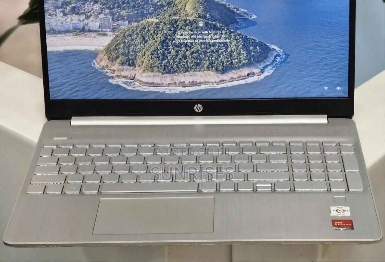 New Laptop HP Pavilion 13 8GB AMD SSD 256GB