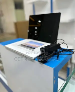New Laptop Microsoft Surface 16GB Intel Core I7 SSD 1T