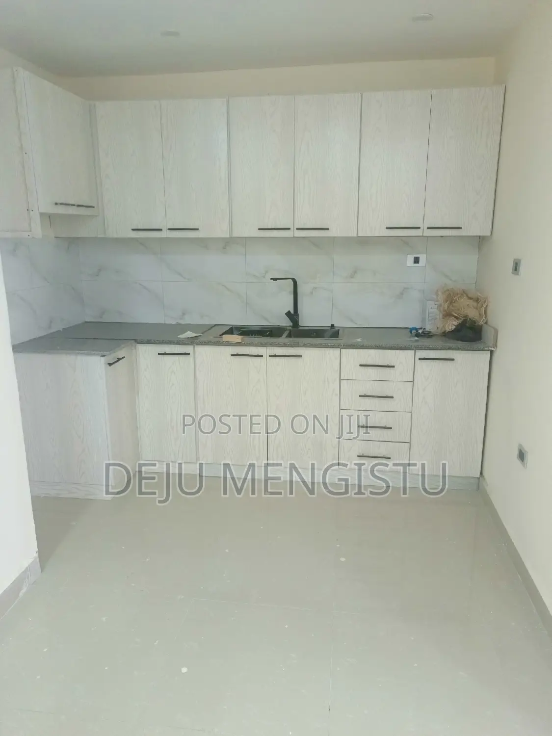 2bdrm Apartment in ሰባ ሁለት, Bole for rent