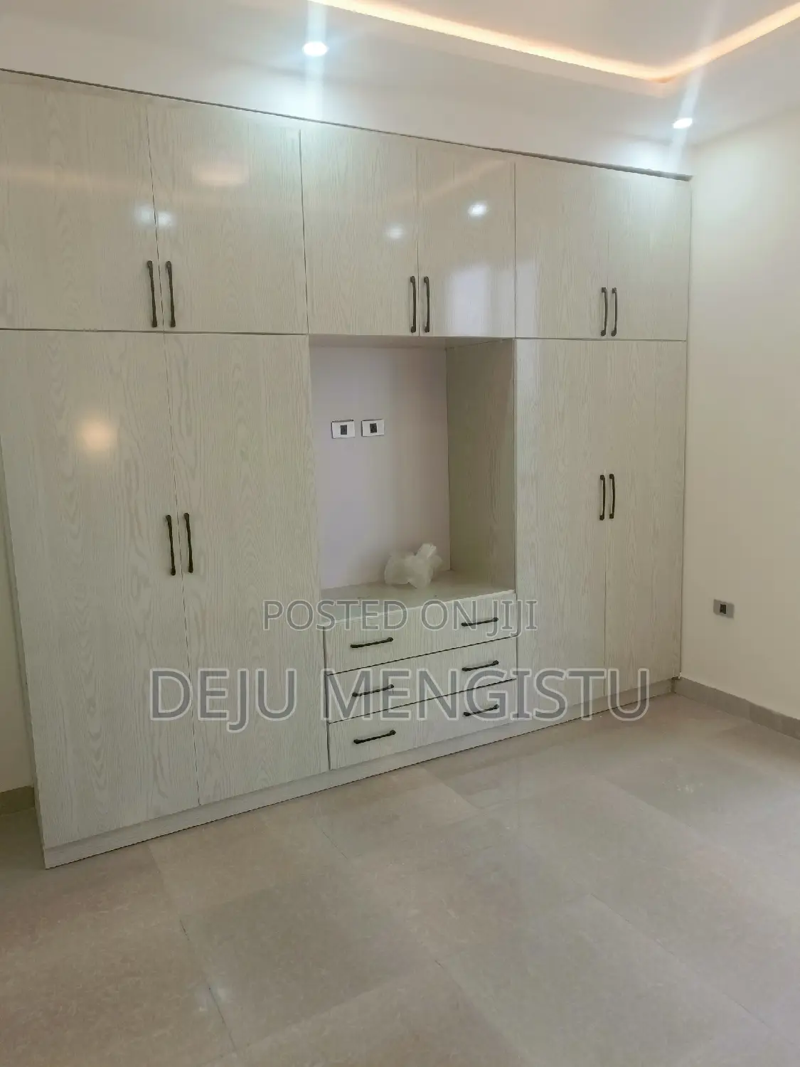 2bdrm Apartment in ሰባ ሁለት, Bole for rent