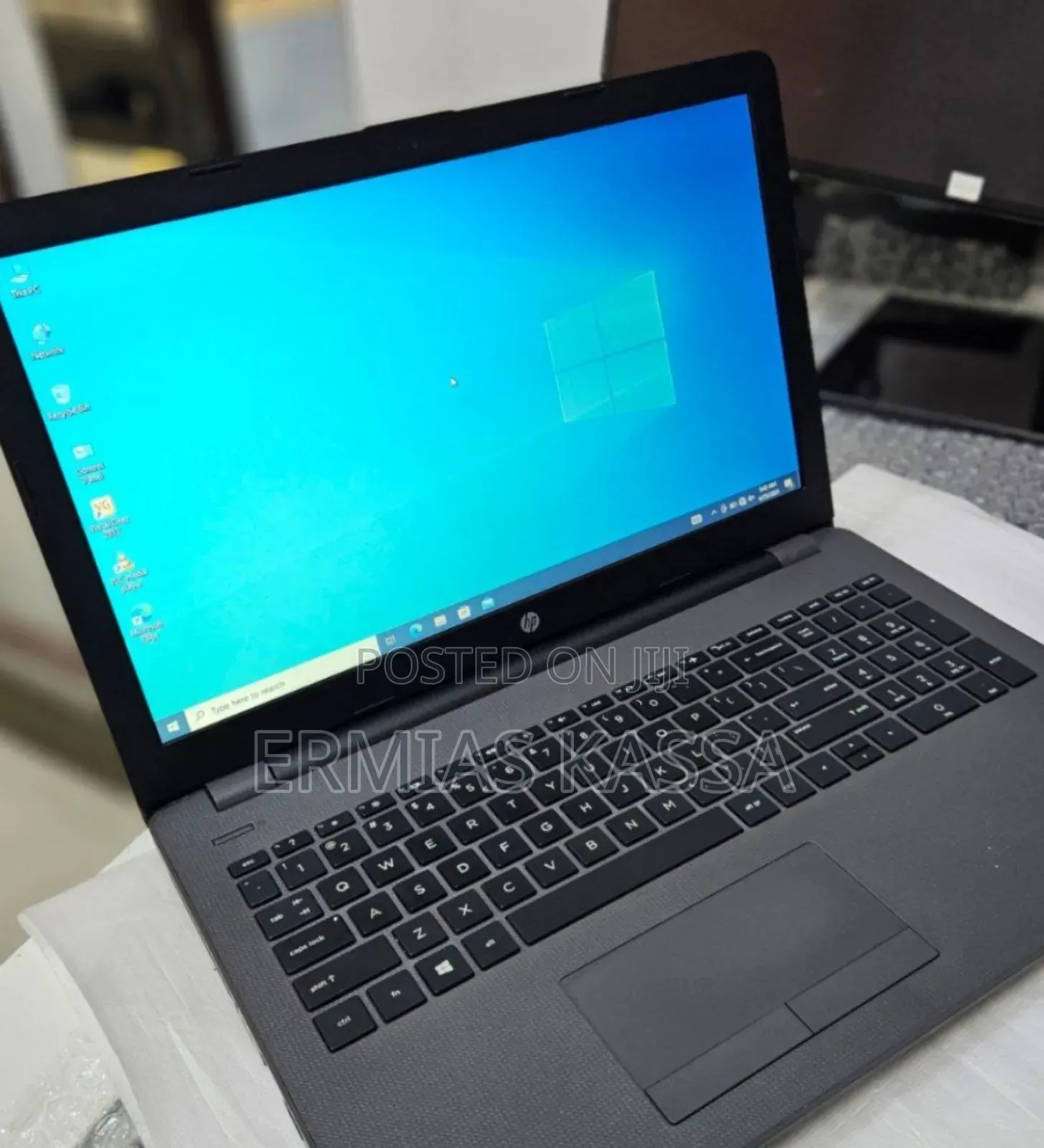 New Laptop HP Stream Notebook 8GB Intel Core I7 HDD 1T