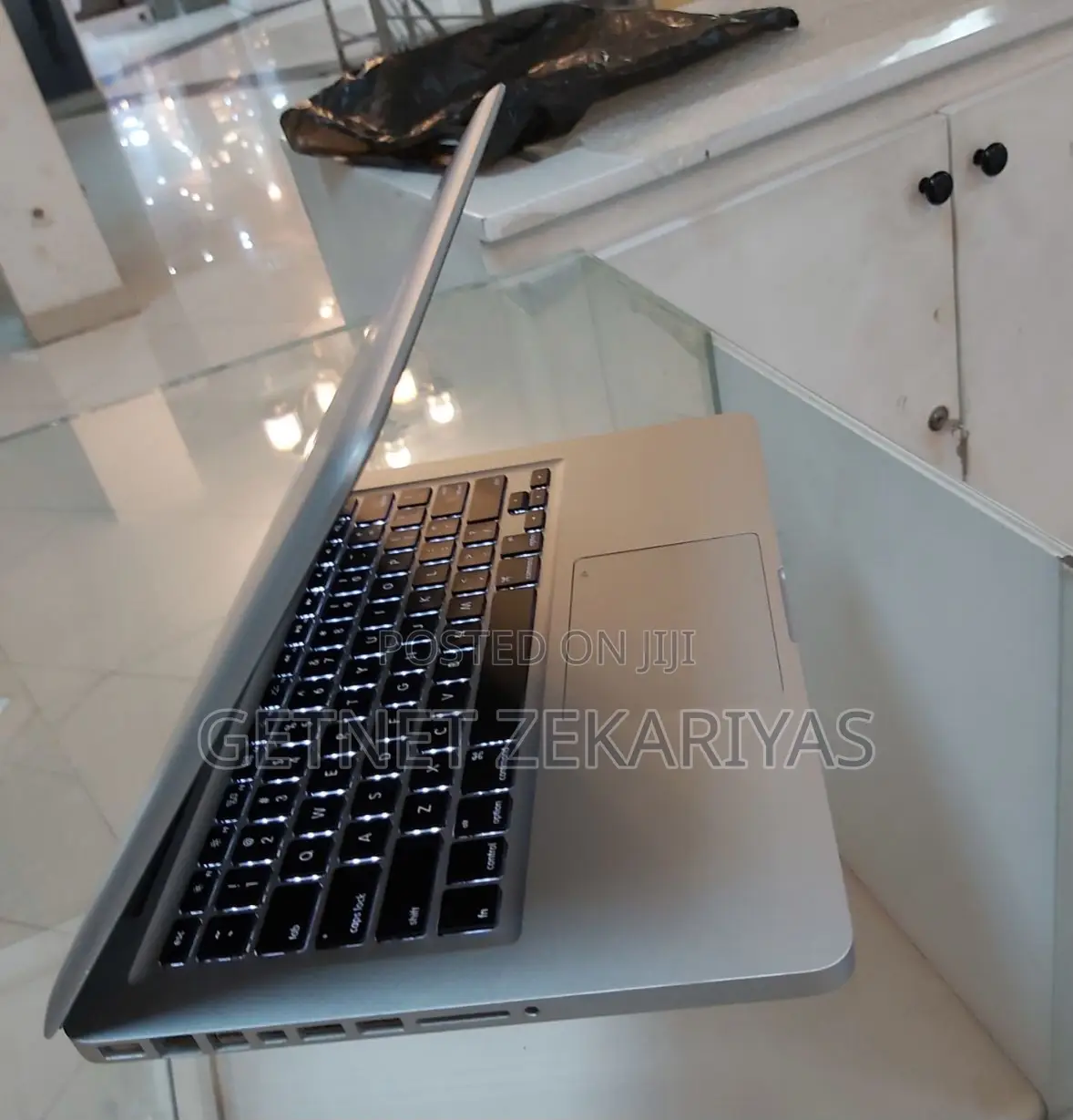 New Laptop Apple MacBook Pro 2012 8GB Intel Core I7 HDD 500GB
