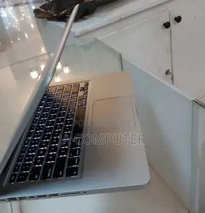 New Laptop Apple MacBook Pro 2012 8GB Intel Core I7 SSD 500GB