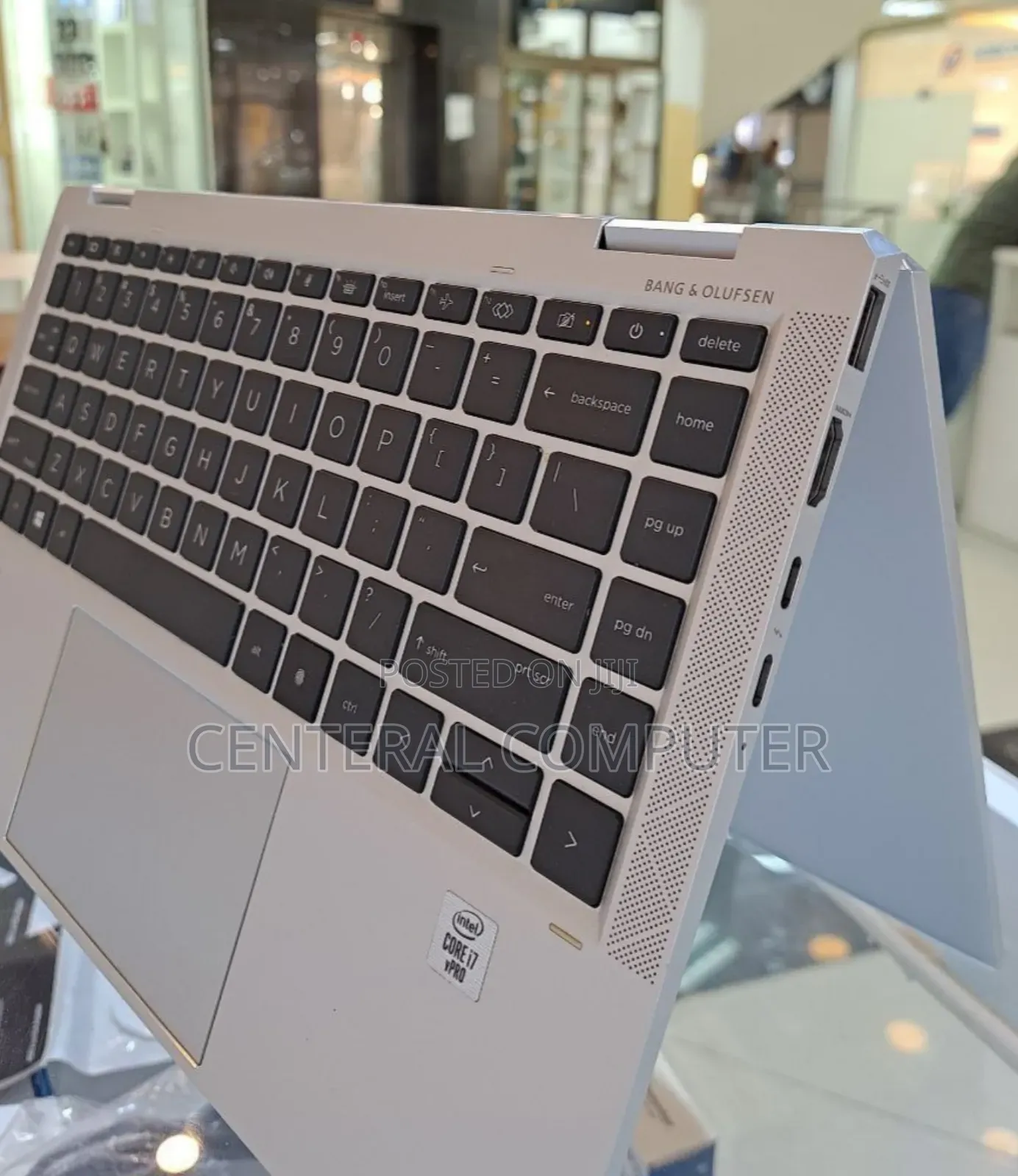 New Laptop HP EliteBook X360 1040 G7 16GB Intel Core I7 SSD 512GB