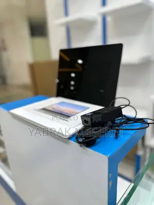 New Laptop Microsoft Surface 16GB Intel Core I5 SSD 256GB