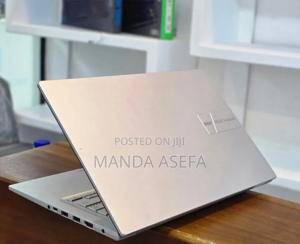 New Laptop Asus 8GB Intel Core I3 SSD 512GB