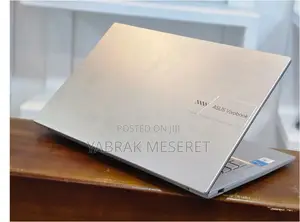 New Laptop Asus VivoBook 15 X505BA 8GB Intel Core I7 SSD 512GB
