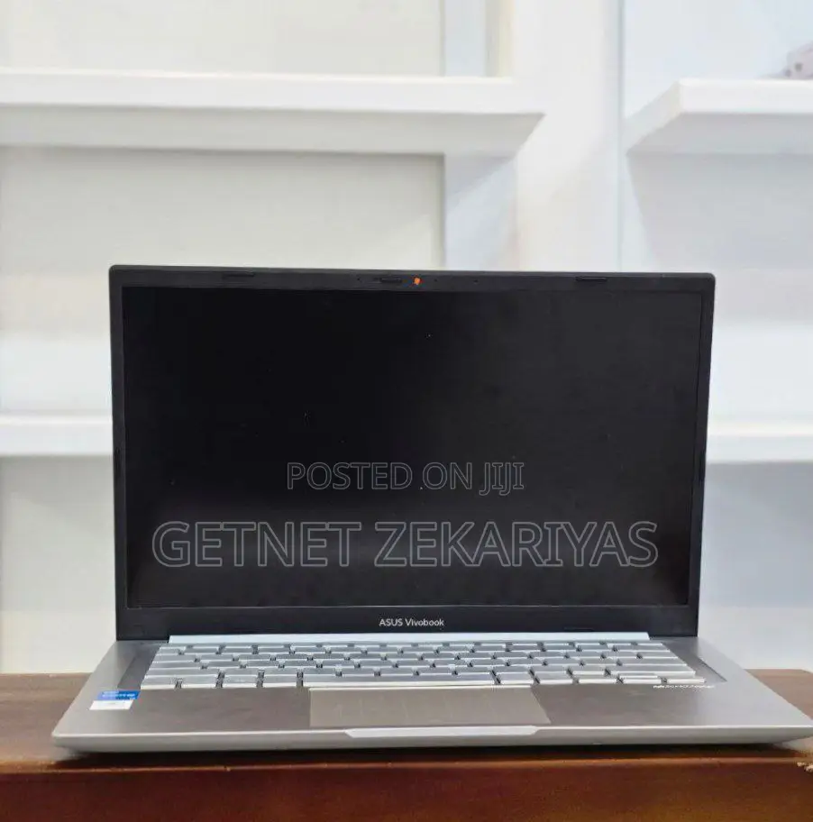 New Laptop Asus VivoBook 15 X505BA 8GB Intel Core I3 SSD 512GB