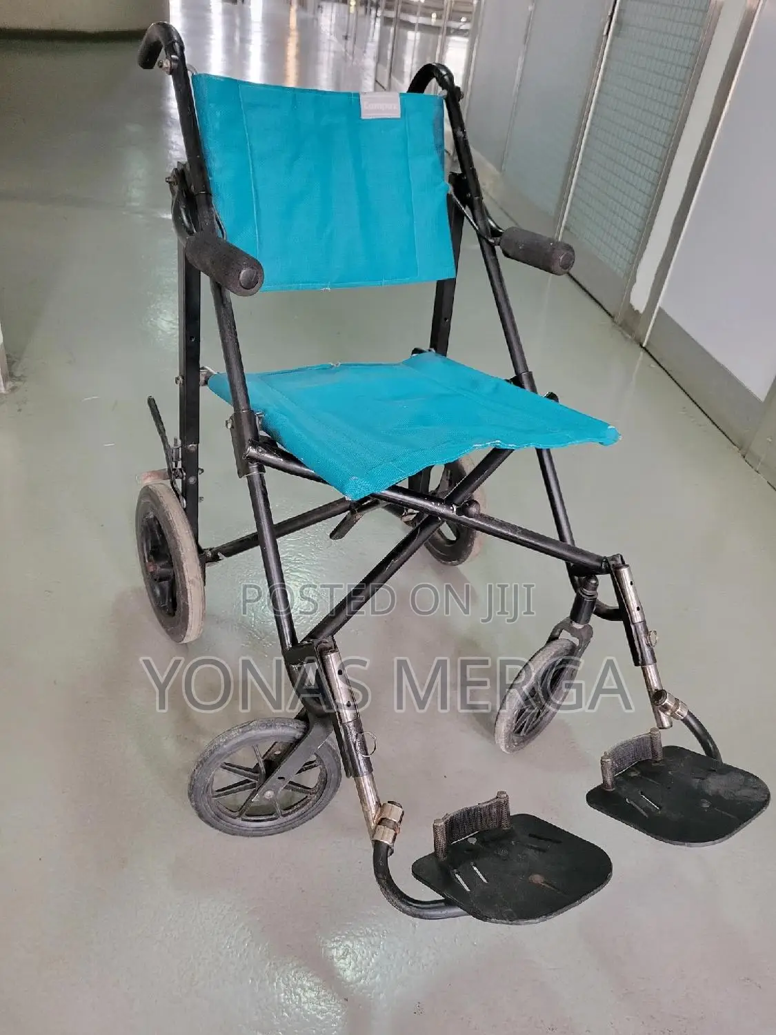 Small Wheeled Wheelchair■□Foldable Wheelchair₩♧¥◇Wheelchair