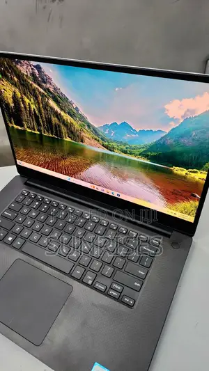 Photo - New Laptop Dell XPS 15 16GB Intel Core I7 SSD 512GB