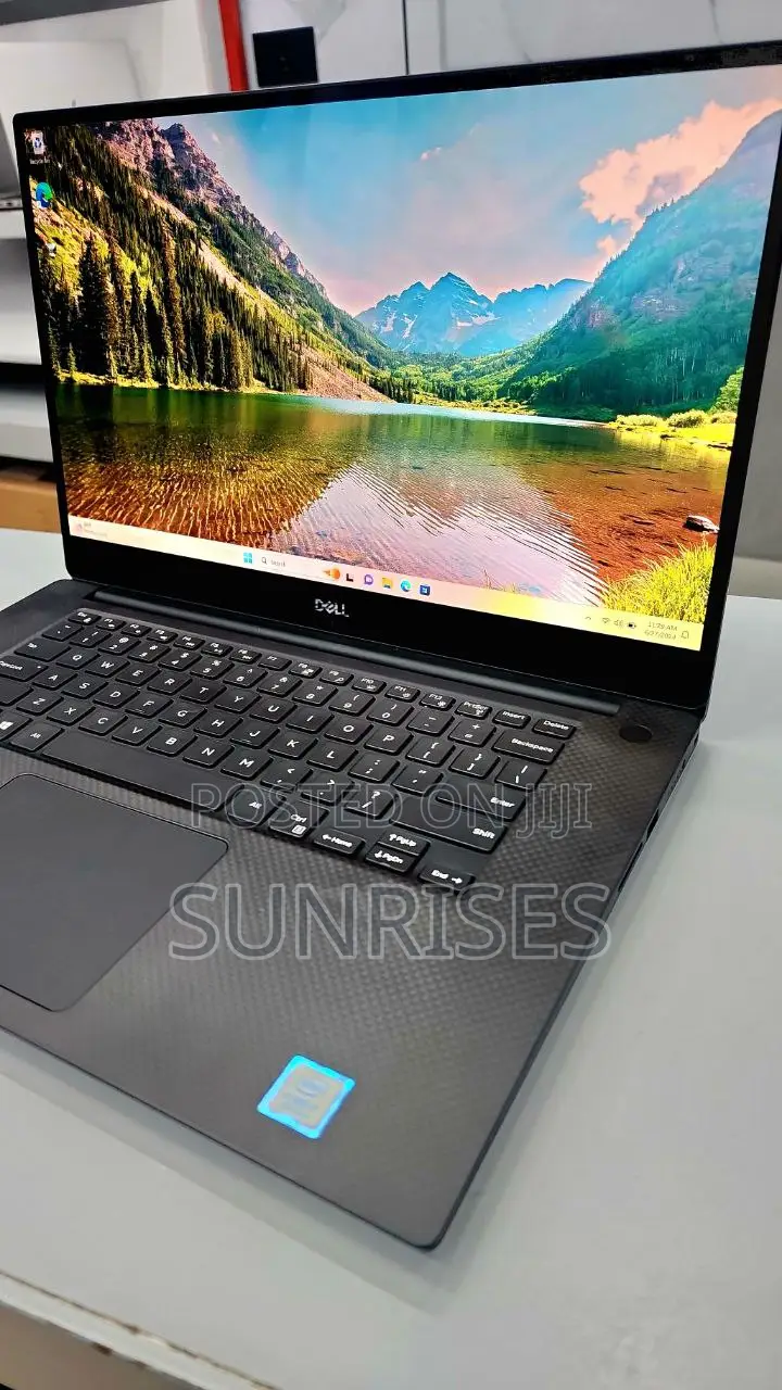 New Laptop Dell XPS 15 16GB Intel Core I7 SSD 512GB