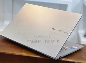 New Laptop Asus VivoBook 15 X505BA 8GB Intel Core I3 SSD 512GB