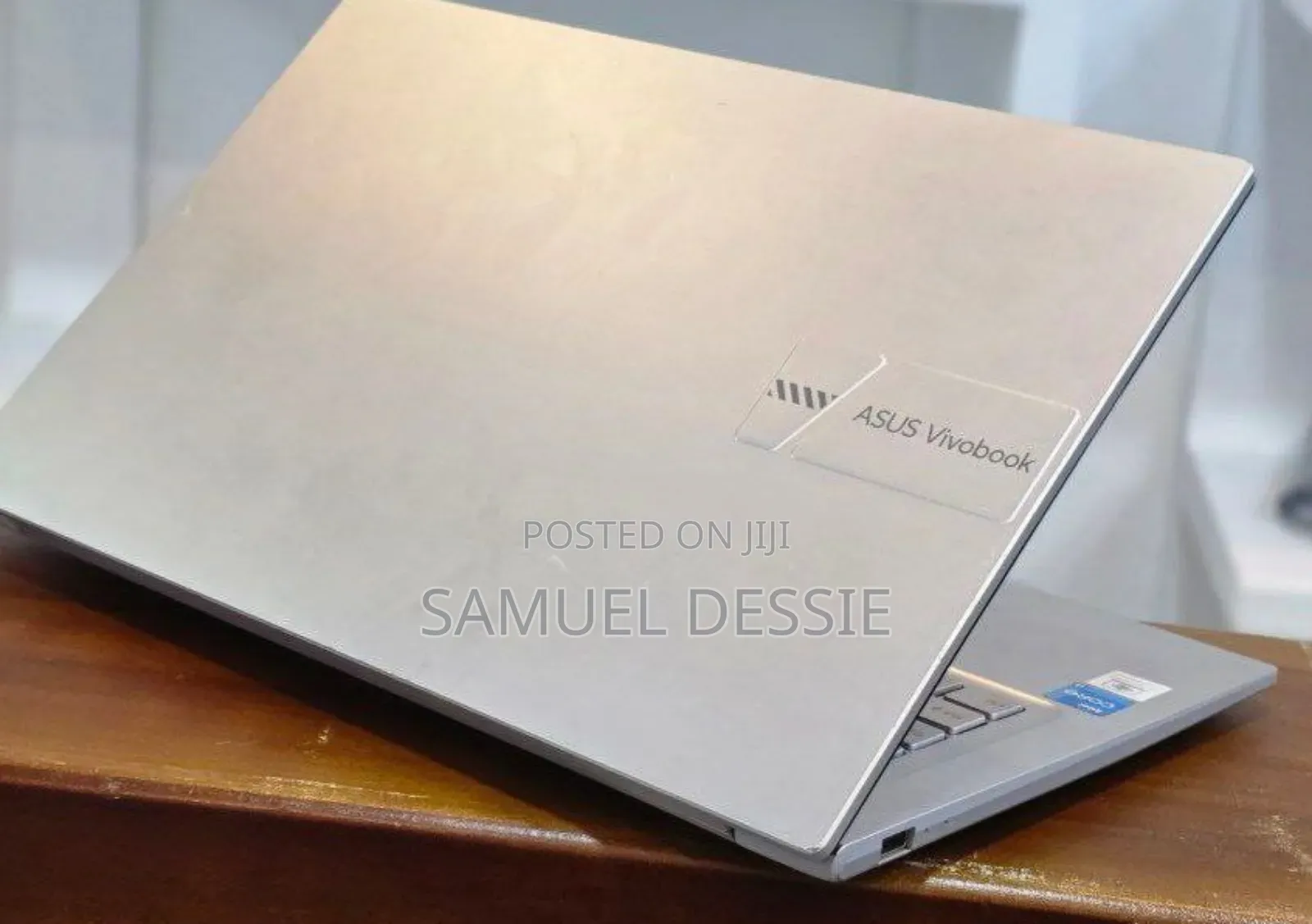 New Laptop Asus VivoBook 15 X505BA 8GB Intel Core I3 SSD 512GB