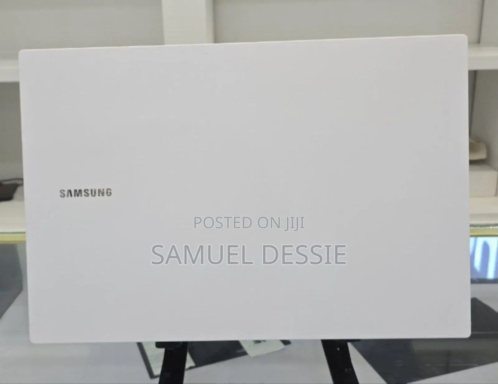 New Laptop Samsung 8GB Intel Core I5 HDD+SSD 1T