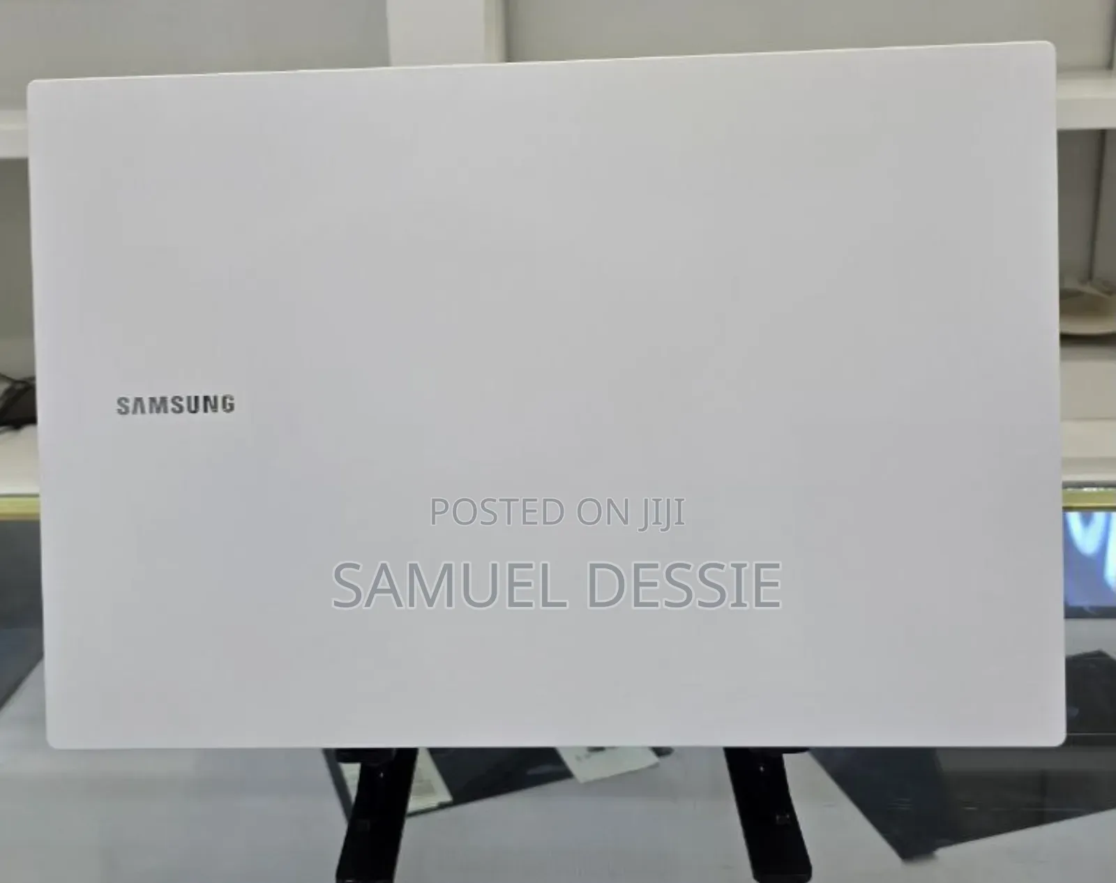 New Laptop Samsung 8GB Intel Core I5 HDD+SSD 1T