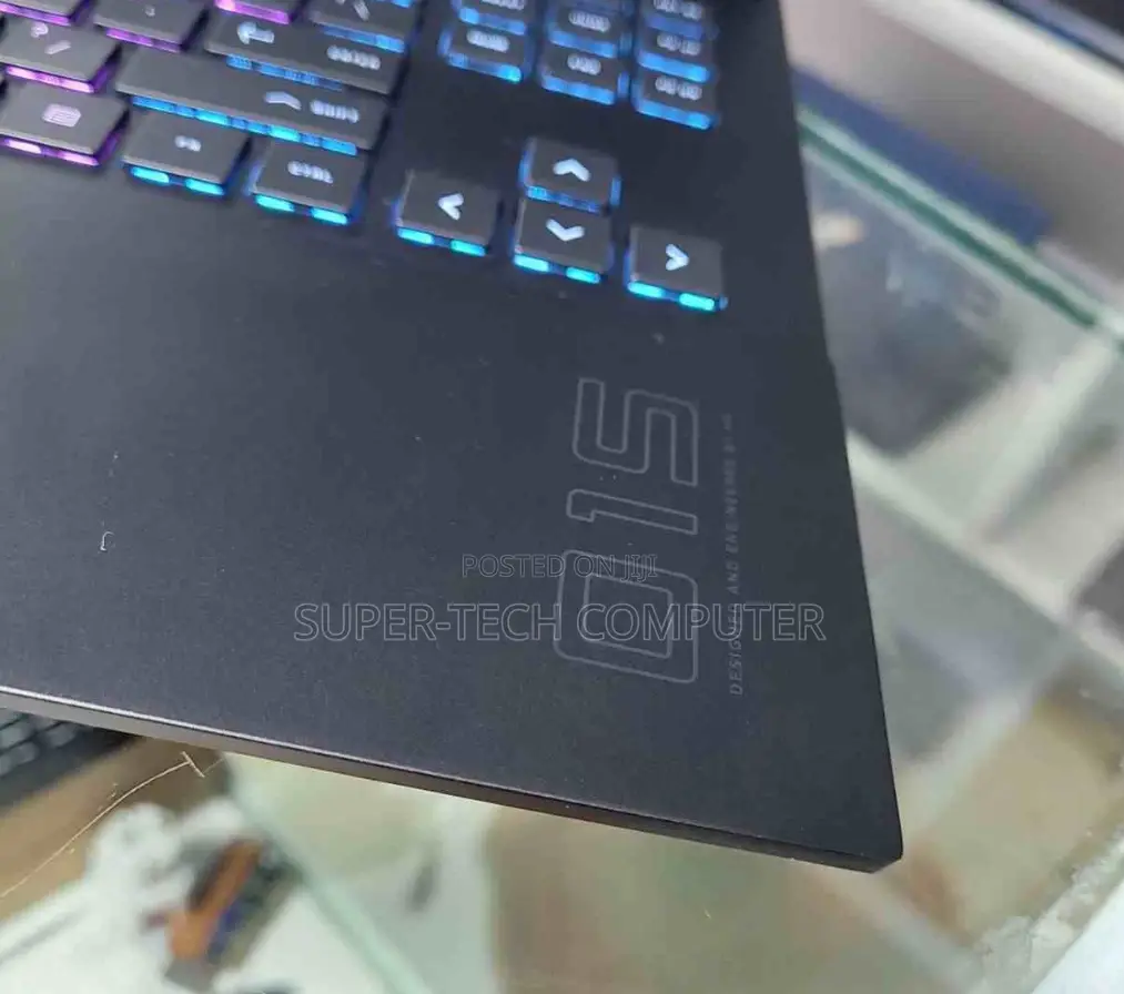 New Laptop HP Omen 15 16GB AMD Ryzen 7 SSD 512GB