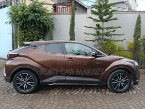 Toyota C-HR 2017 Burgundy