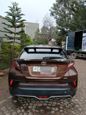 Toyota C-HR 2017 Burgundy