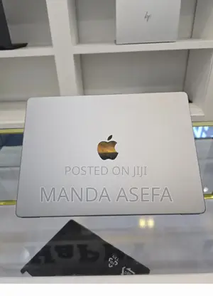 New Laptop Apple MacBook Pro 96GB Apple M2 SSD 2T