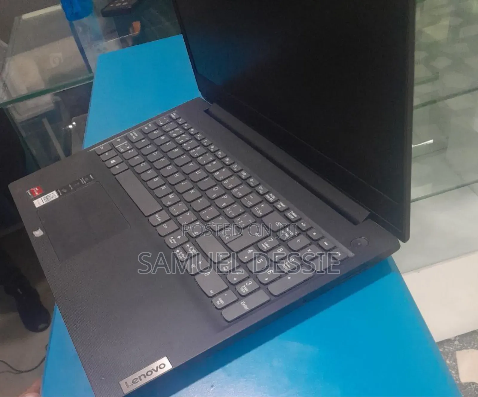 New Laptop Lenovo Ideapad 3 12GB AMD SSD 256GB