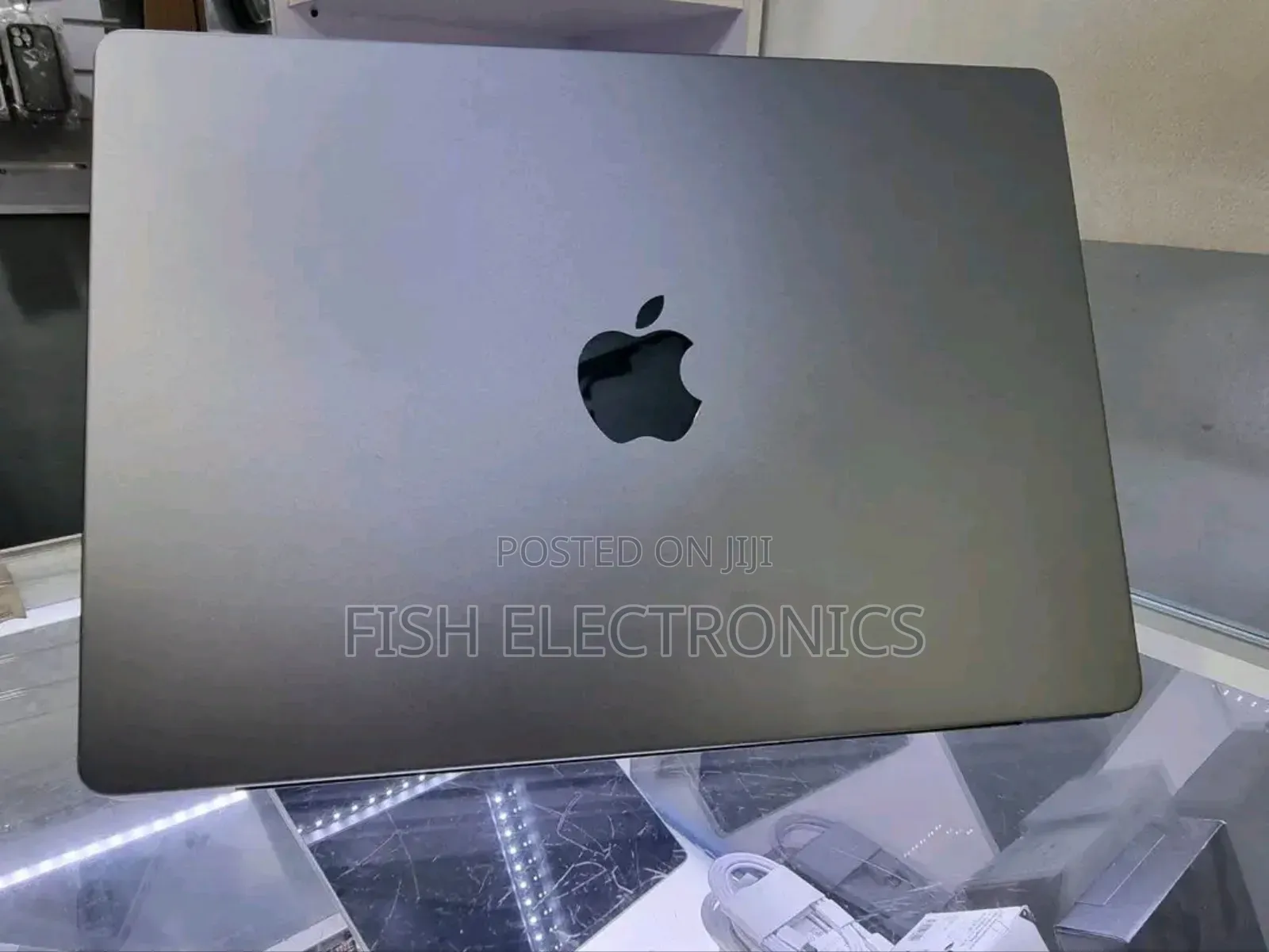 New Laptop Apple MacBook Pro 2023 M2 Pro 16-Inch 16GB Apple M2 SSD 1T