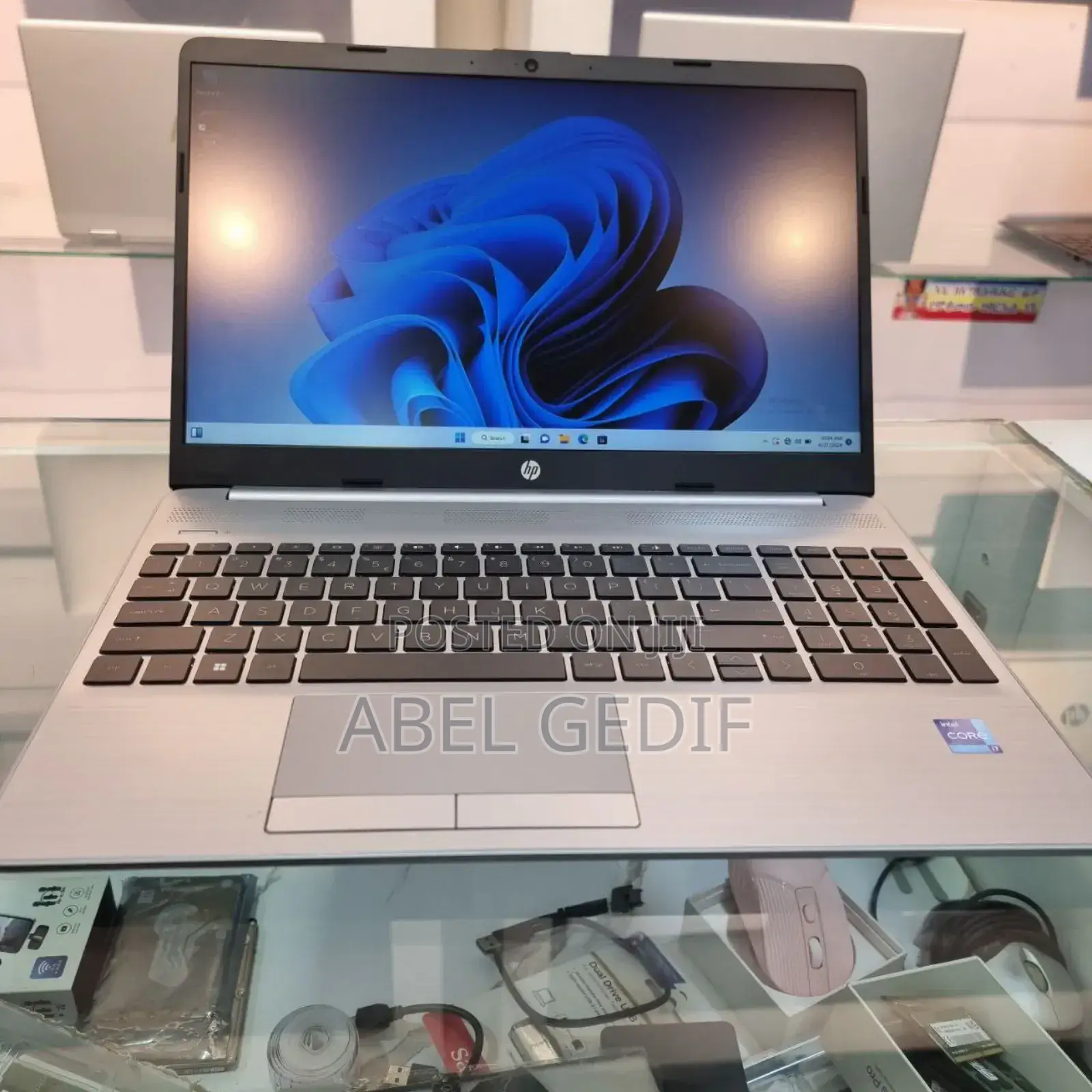 New Laptop HP Stream Notebook 16GB Intel Core I7 SSD 512GB