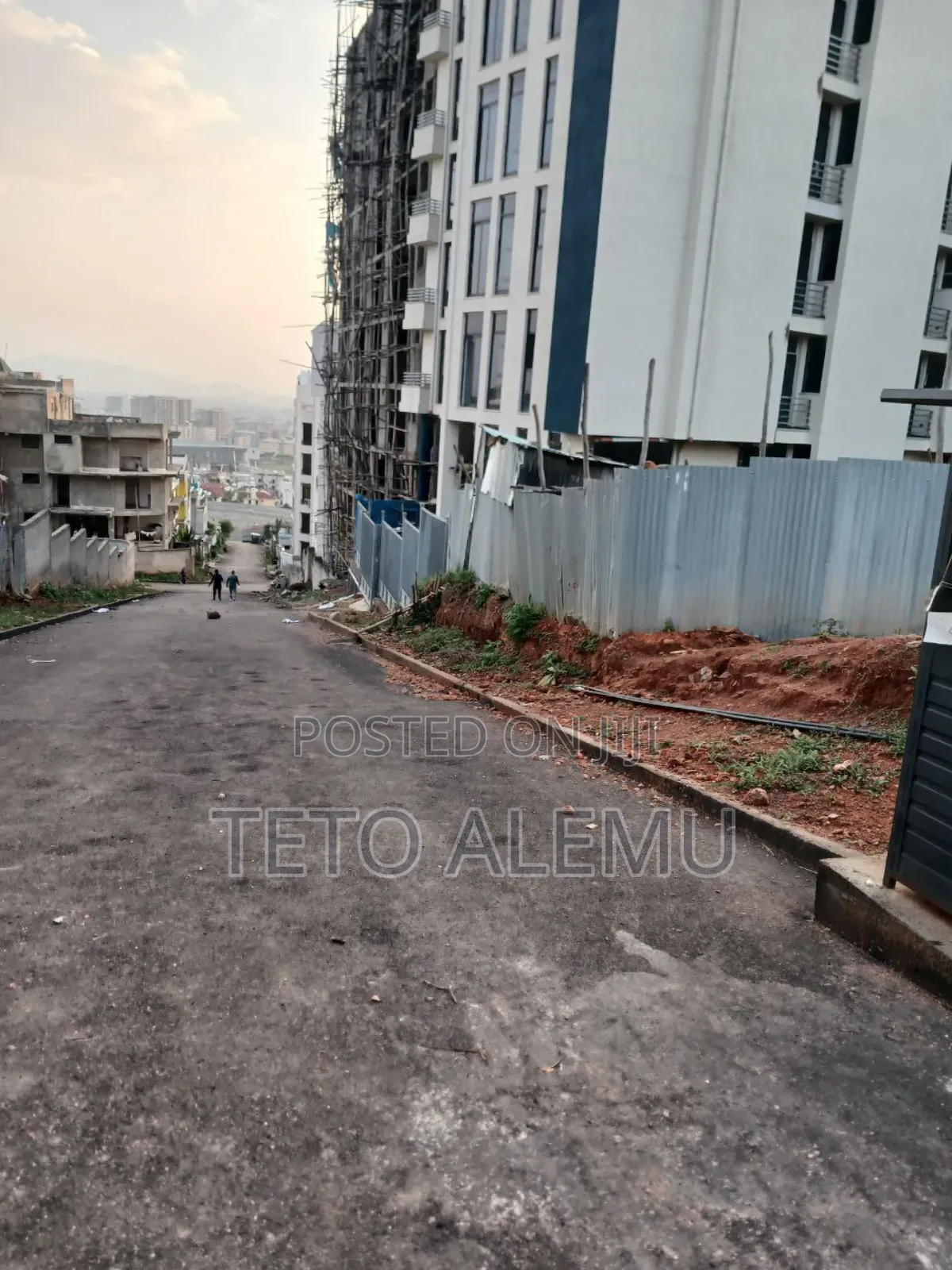 የሚሸጥ ቦታ ፀሀይ ሪልስቴት ጀርባ House for Sale