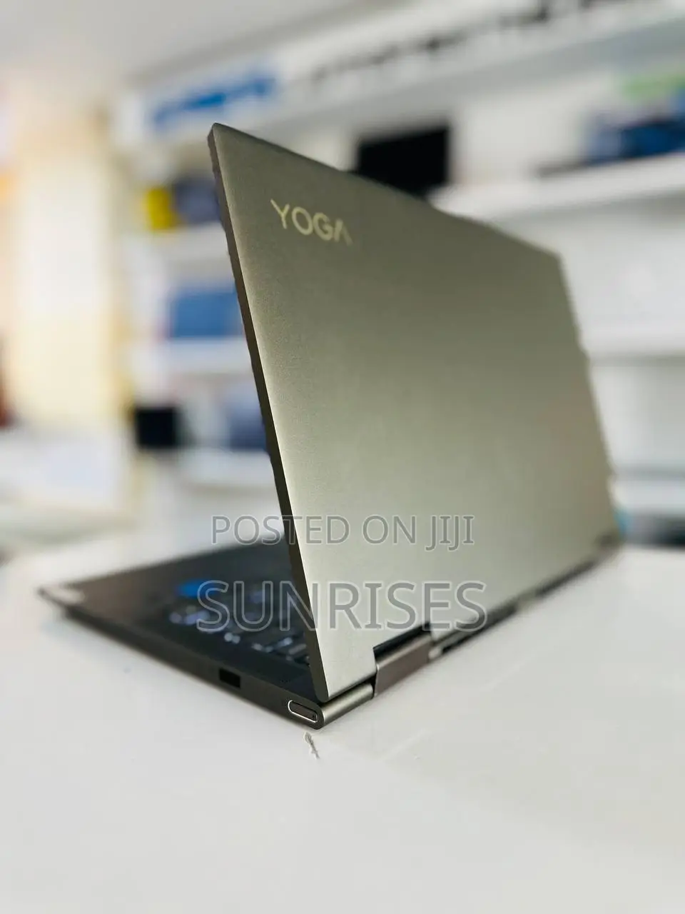 New Laptop Lenovo Yoga C740 12GB Intel Core I5 SSD 512GB