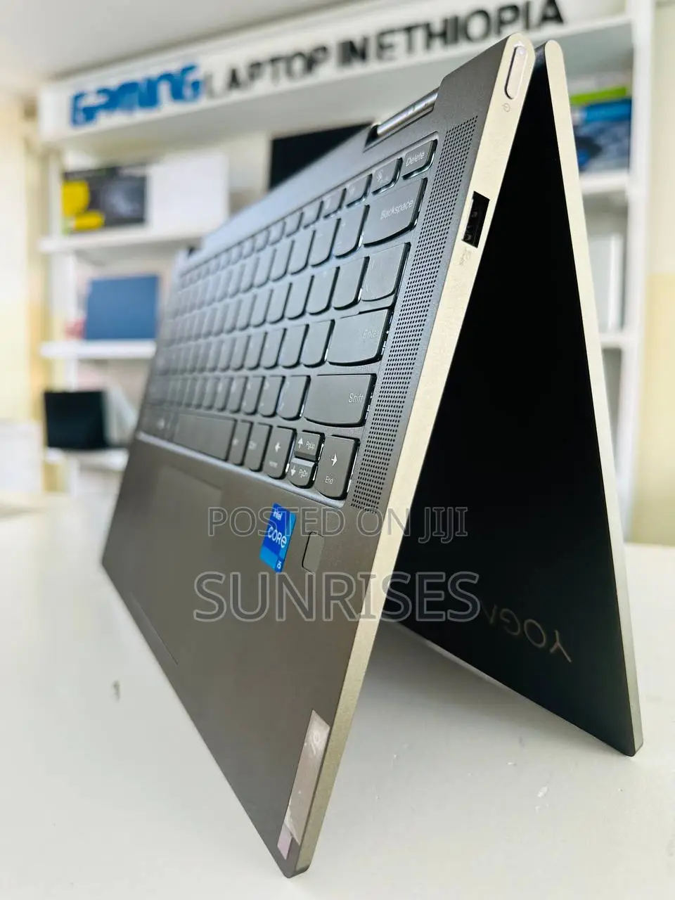 New Laptop Lenovo Yoga C740 12GB Intel Core I5 SSD 512GB