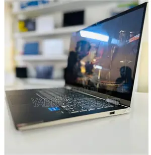 New Laptop Lenovo 12GB Intel Core I5 SSD 512GB