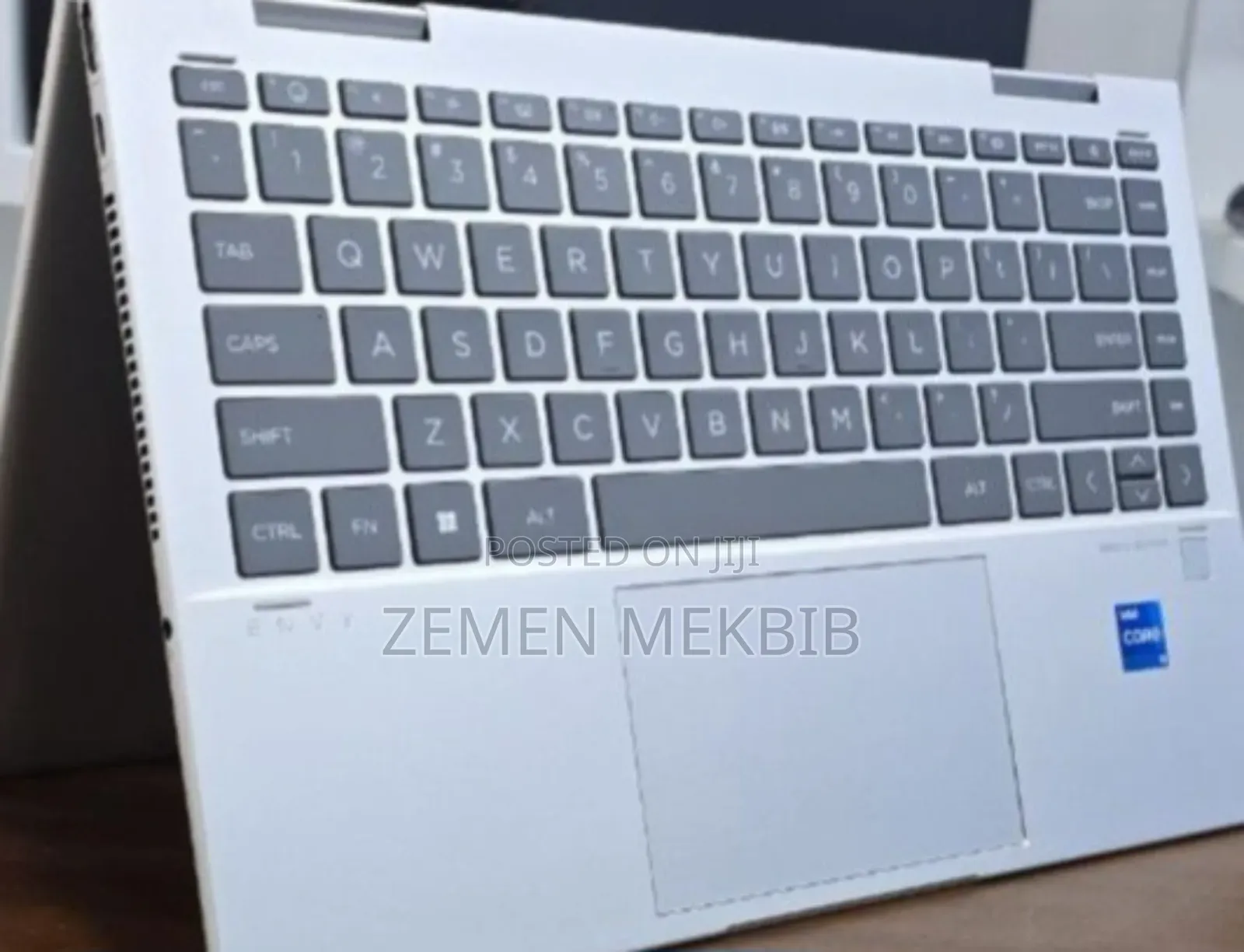 New Laptop HP Envy X360 8GB Intel Core I5 SSD 512GB