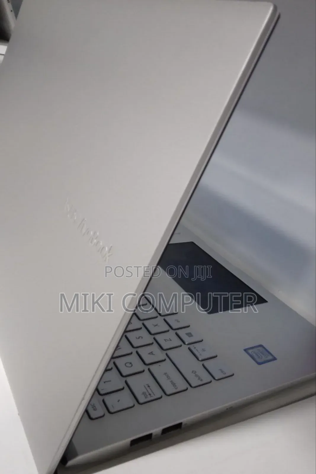 New Laptop Asus VivoBook 15 X505BA 12GB Intel Core I7 SSD 512GB