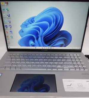 New Laptop Asus VivoBook 15 X505BA 12GB Intel Core I7 SSD 512GB