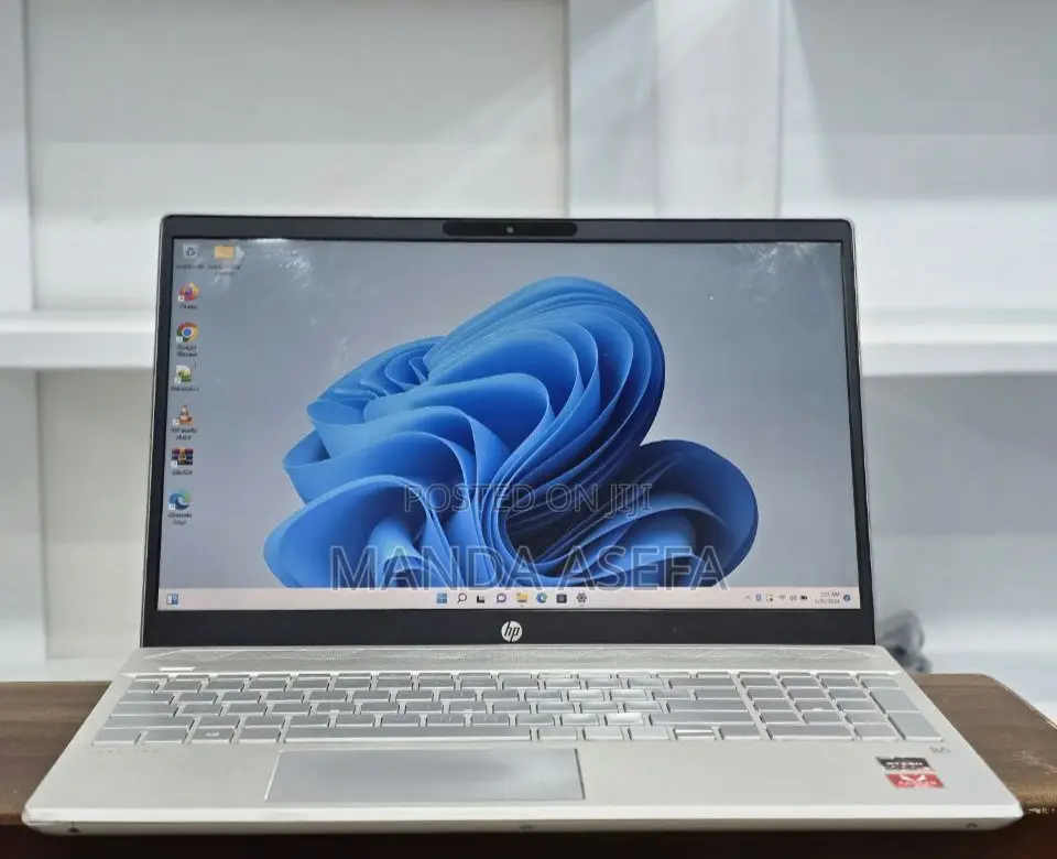 New Laptop HP Pavilion 15 16GB AMD Ryzen 5 SSD 512GB