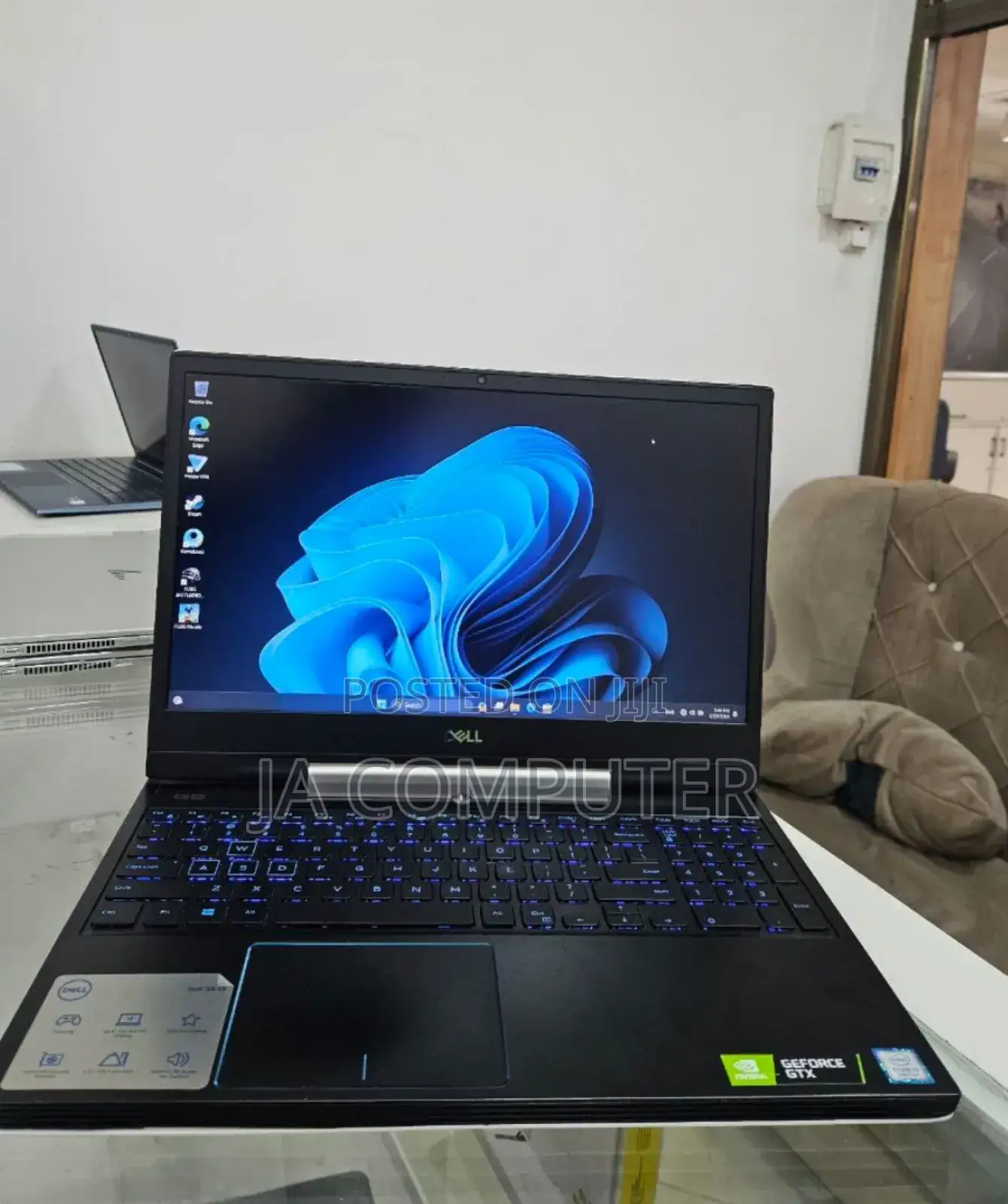 New Laptop Dell G15 5511 8GB Intel Core I5 HDD+SSD 1.5T