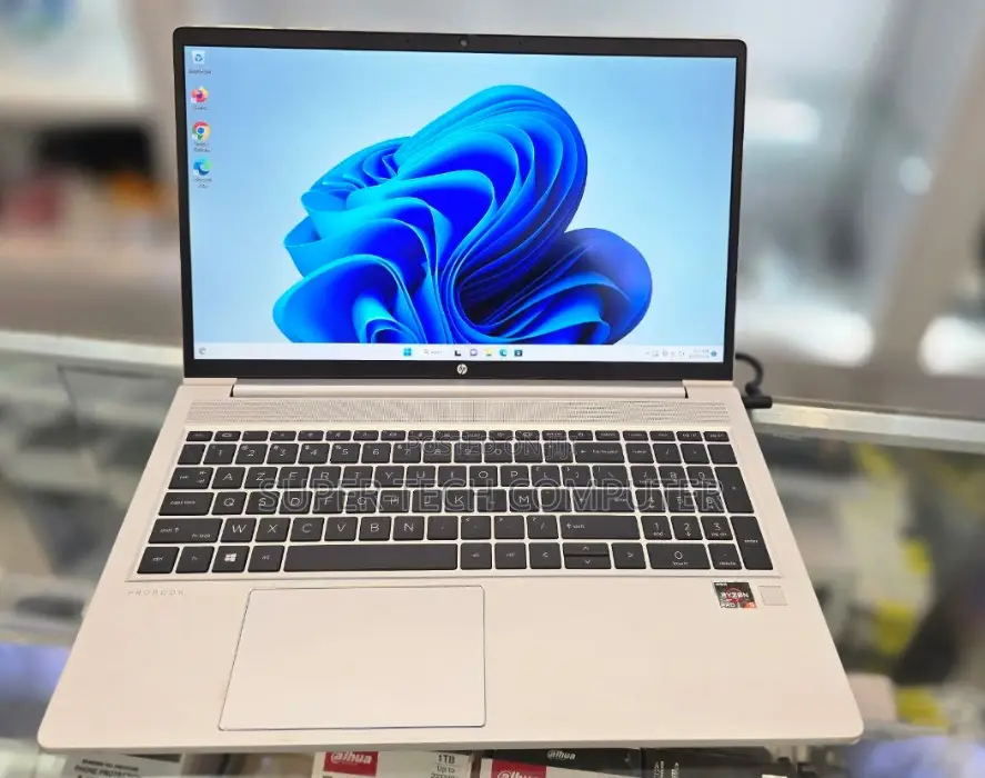 New Laptop HP ProBook 6565 8GB AMD Ryzen 5 SSD 256GB