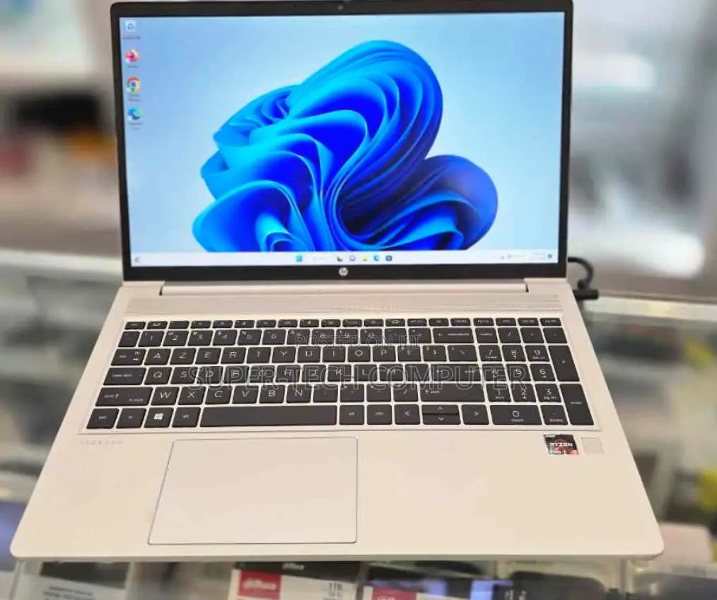 New Laptop HP ProBook 6565 8GB AMD Ryzen 5 SSD 256GB