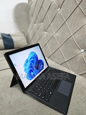 New Laptop Dell 8GB Intel Core I3 SSD 256GB