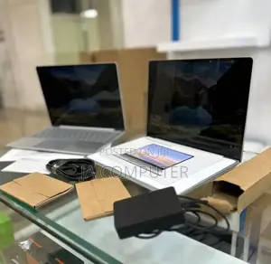 New Laptop Microsoft Surface 16GB Intel Core I5 SSD 256GB