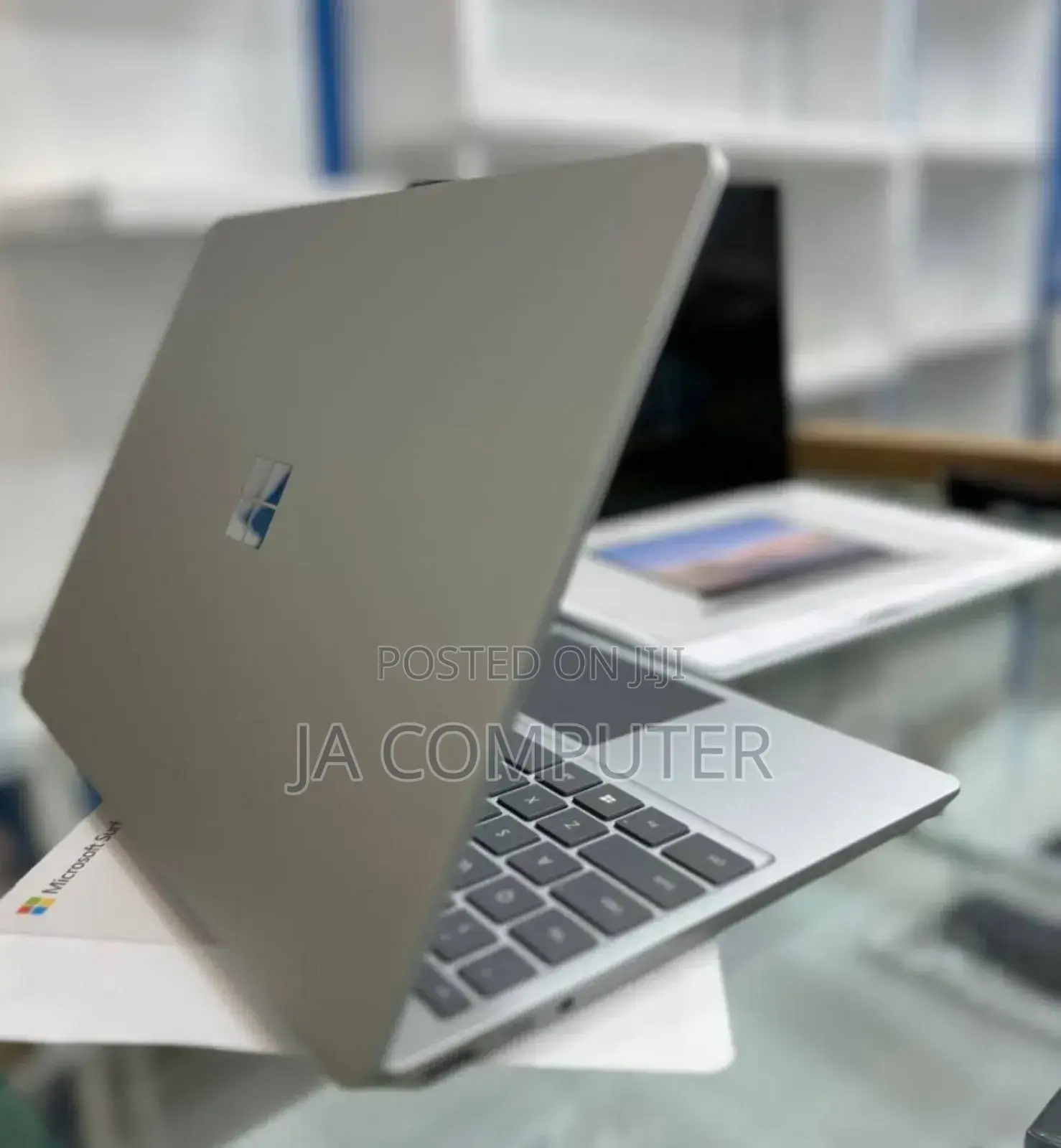 New Laptop Microsoft Surface 16GB Intel Core I5 SSD 256GB