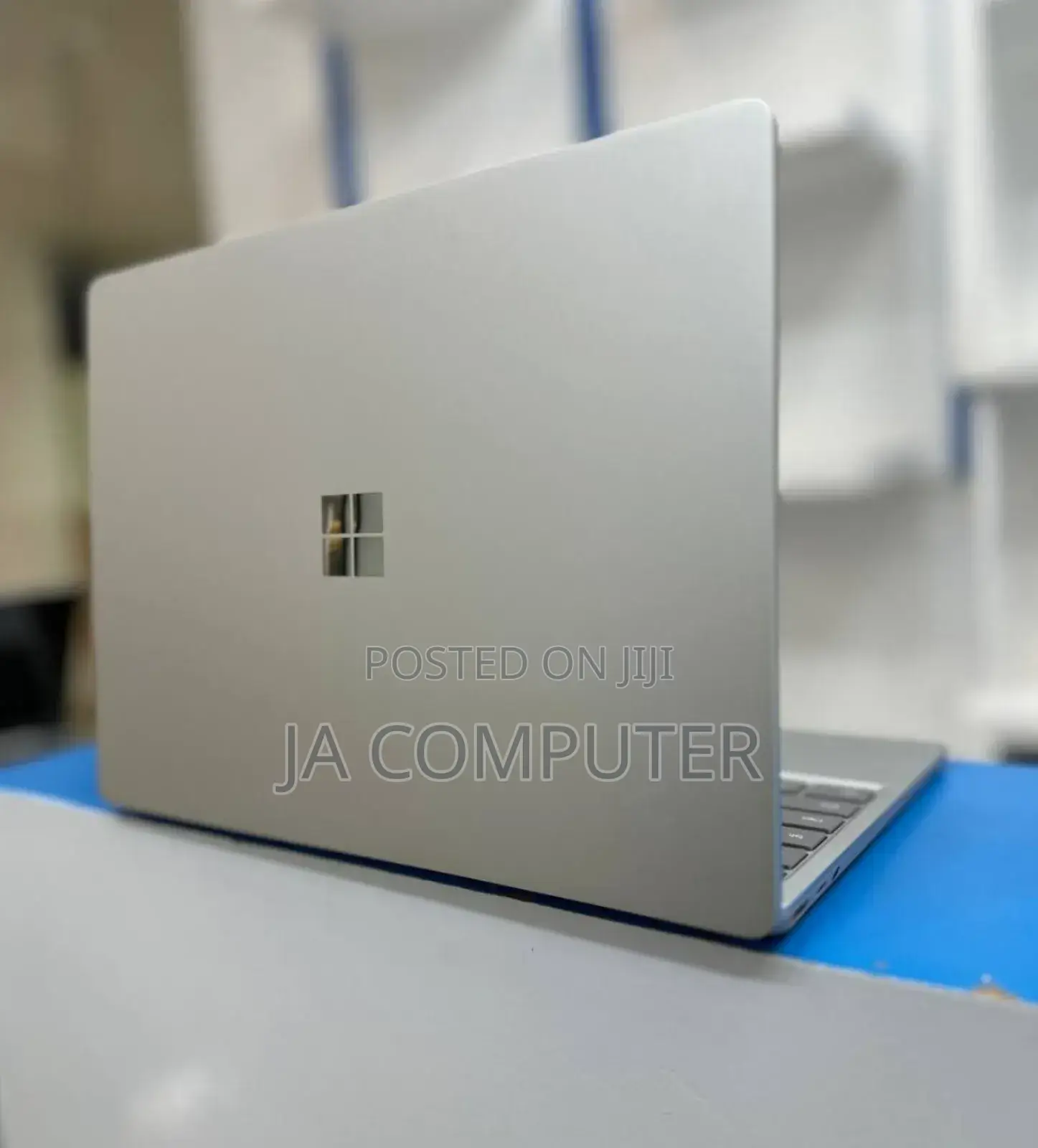 New Laptop Microsoft Surface 16GB Intel Core I5 SSD 256GB