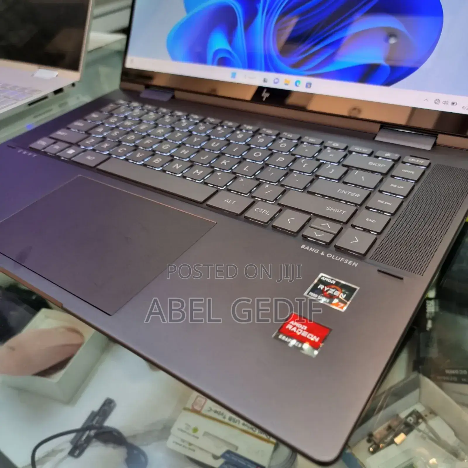 New Laptop HP Envy X360 16GB AMD Ryzen 7 SSD 512GB