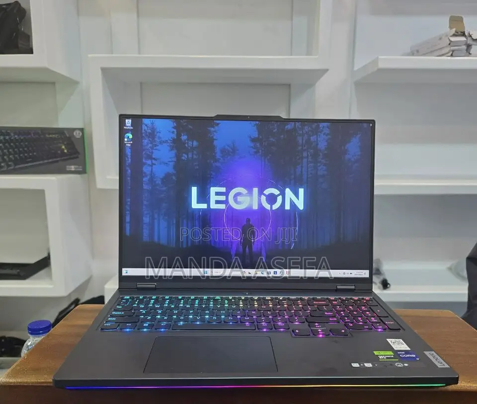 New Laptop Lenovo Legion 7 32GB Intel Core I9 SSD 1T