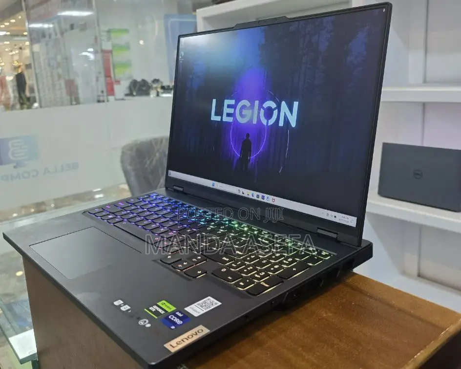 New Laptop Lenovo Legion 7 32GB Intel Core I9 SSD 1T