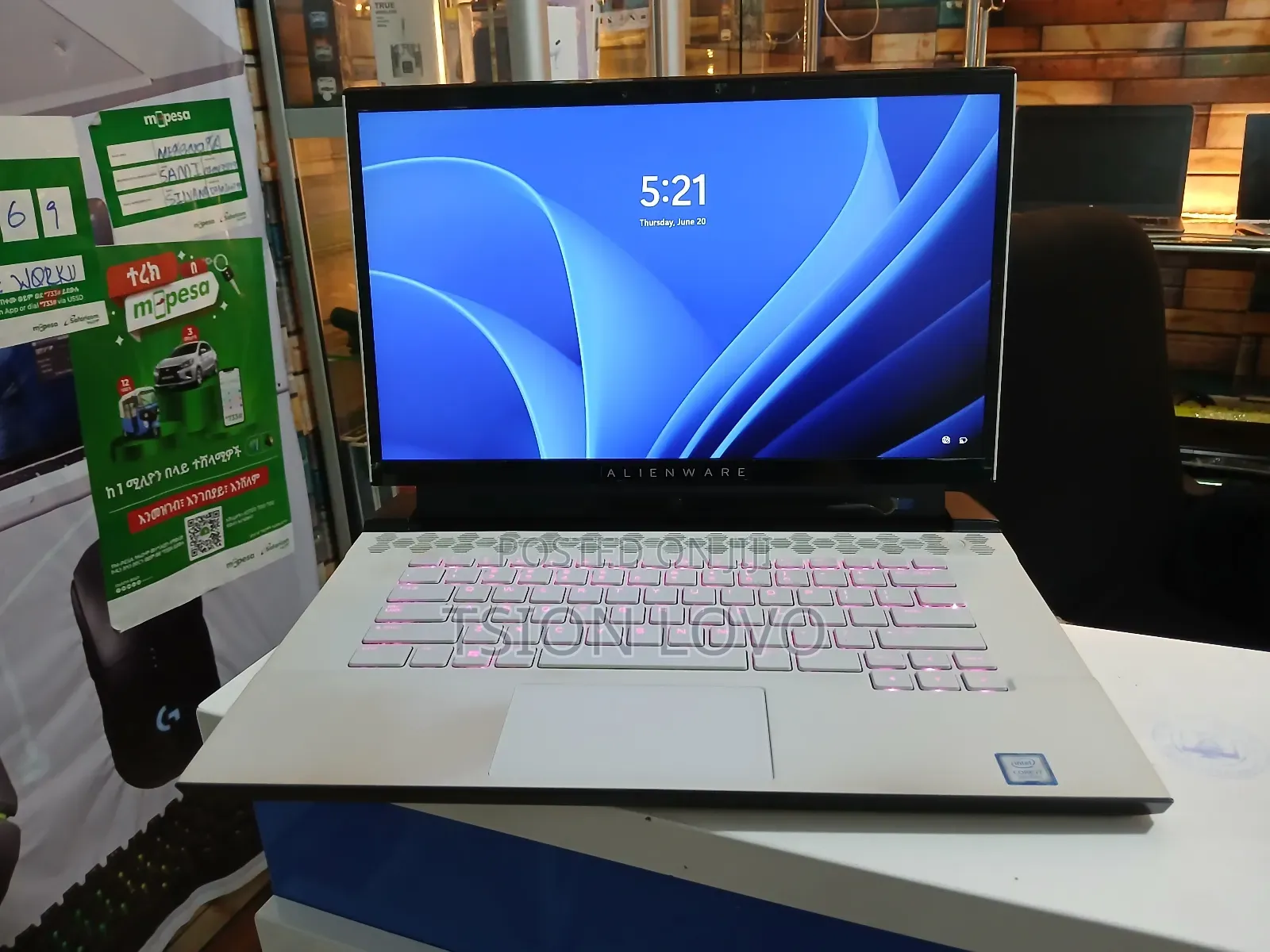 New Laptop Alienware Area-51m 16GB Intel Core I7 SSD 512GB