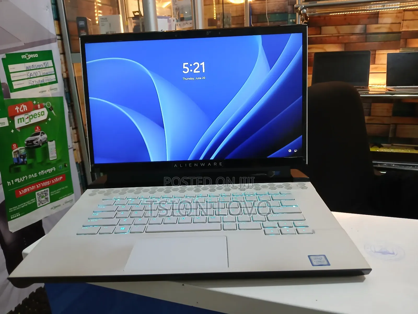 New Laptop Alienware Area-51m 16GB Intel Core I7 SSD 512GB