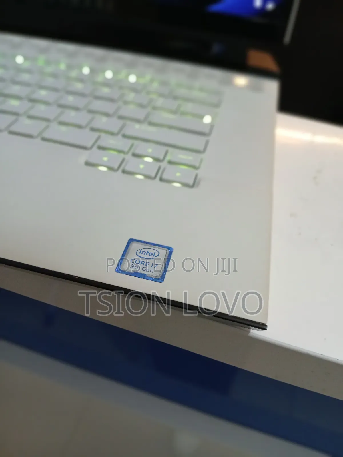 New Laptop Alienware Area-51m 16GB Intel Core I7 SSD 512GB