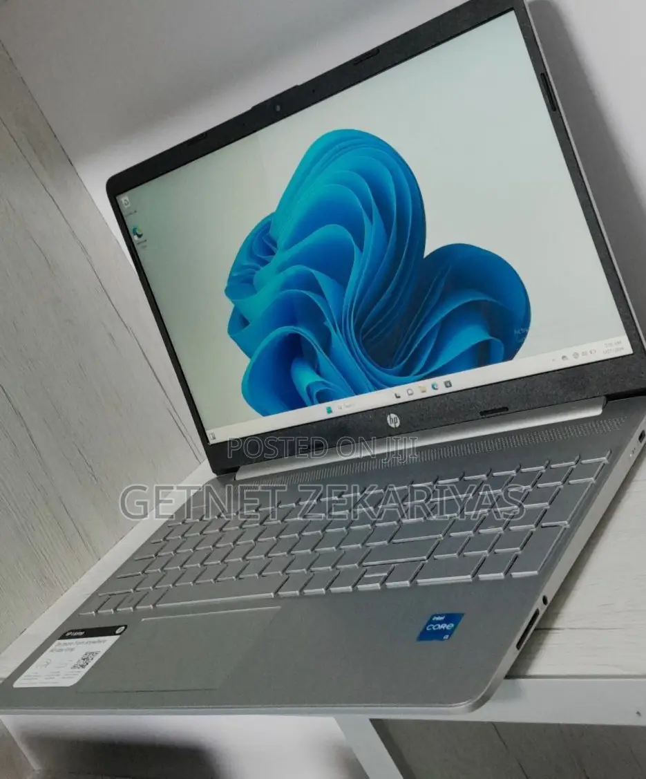 New Laptop HP Stream Notebook 8GB Intel Core I3 SSD 512GB