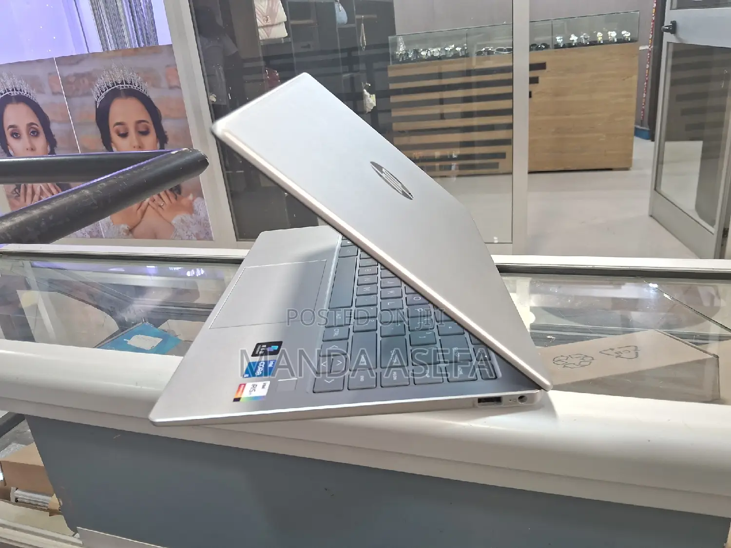 New Laptop HP Stream Notebook 16GB Intel Core I5 SSD 1T